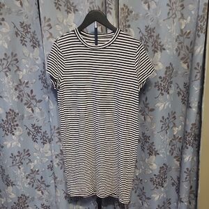 Time and Tru Black and White Striped Dress